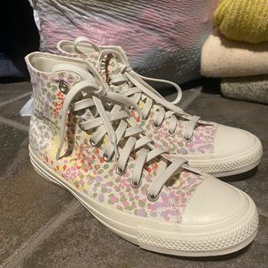 FUN polka dot/floral high top converse